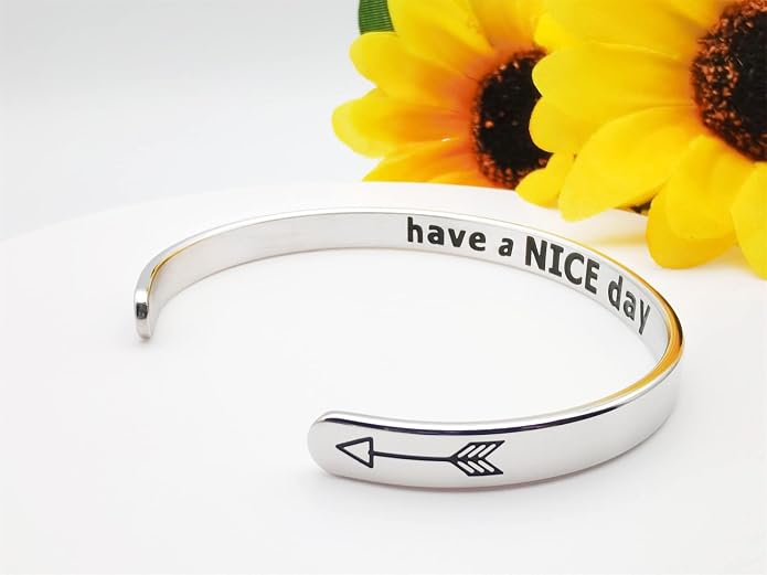 Dczosily Inspirational Bracelets for Women Stainless Steel Cuff Bracelet Engraved Jewelry Motivational Bangles Personalized Gifts for Best Friend/Mom