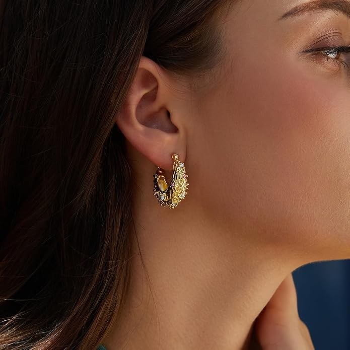 FRUMOS 18K Gold Plated Chunky Hoop Earrings for Women Fashion Thick Gold Hoops Set Jewelry for Birthday Christmas Gifts