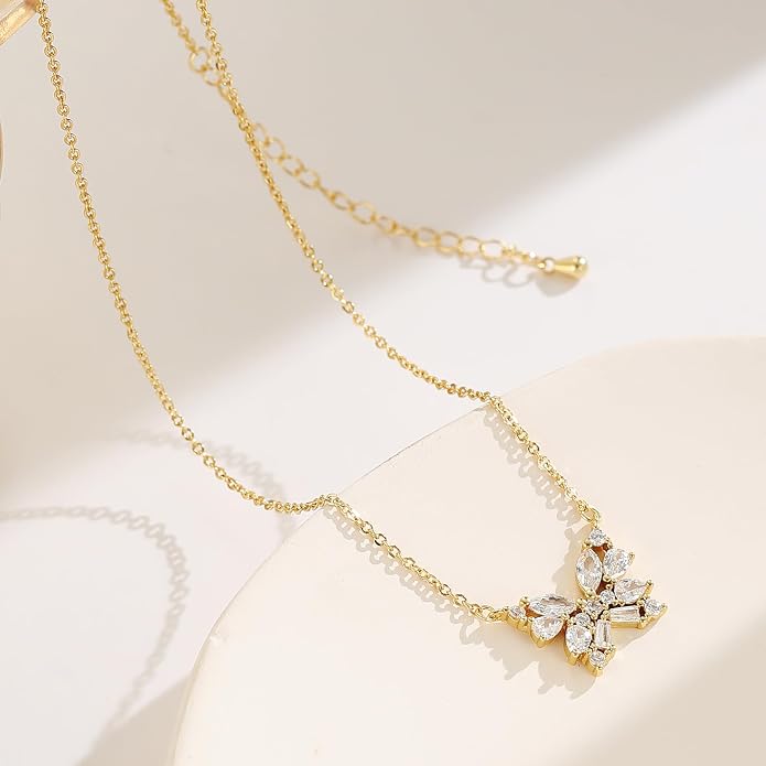 Collner 14K Gold Heart Pendant Necklace for Women Dainty Star Necklace Tiny Evil Eye Choker Necklace Boho Crescent Moon Necklace Minimalist Jewelry