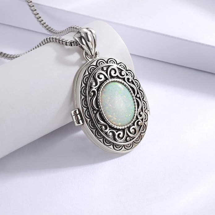 MANBU Sterling Silver Locket Necklace for Women Oval-Shaped Locket Pendant Holds Pictures Always with You Vintage Style Photos Locket Jewelry Gifts for Loved One