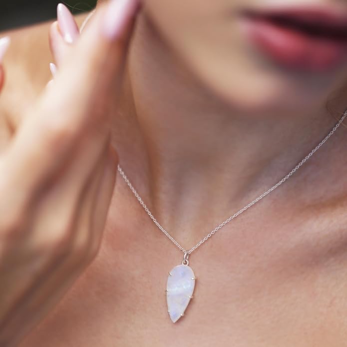 Lunatik Moonstone Necklace for Women – 925 Sterling Silver & 18K Gold Plated, Natural Rainbow Moonstone Pendant – June Birthstone Necklace
