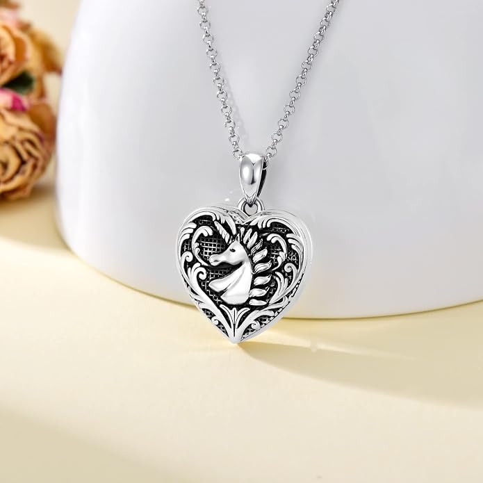 SOULMEET Personalized Silver Locket Necklace That Holds Pictures Photo Keep Someone Near to You, Memorial Custom Lockets Necklaces Letters Engraving for His Her