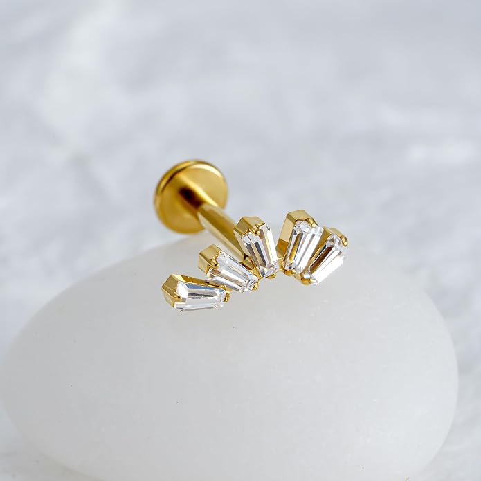 FINE4U 1PC 16G Gold Cartilage Earring 6mm 8mm - ASTM F136 Titanium Piercing Jewelry for Tragus, Helix Conch, Internally Threaded