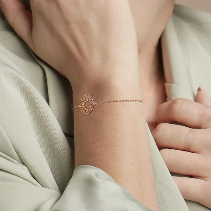 LOYATA Gold Bracelet Gold 14K Gold Filled Dainty Chain Simple Jewelry Gift for Women