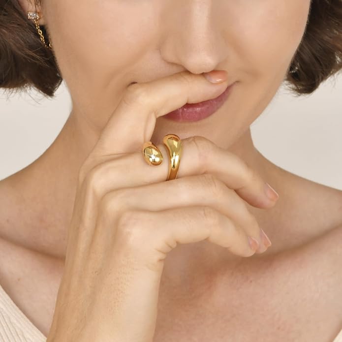 VNOX Gold Rings for Women 丨 14k Gold Plated Stainless Steel Chunky Statement Rings Twisted Braided Ring Stackable Rings Chunky Signet Ring for Womens Jewelry Trendy