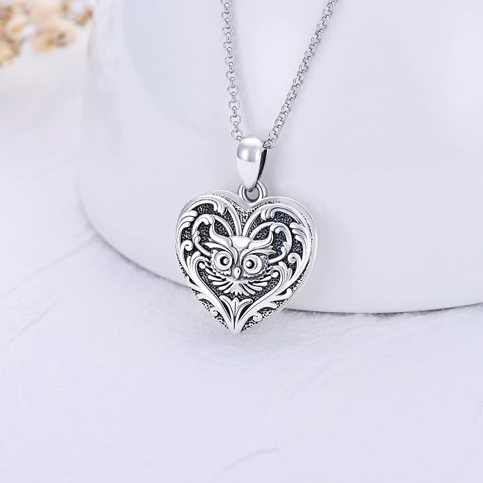 SOULMEET Personalized Silver Locket Necklace That Holds Pictures Photo Keep Someone Near to You, Memorial Custom Lockets Necklaces Letters Engraving for His Her