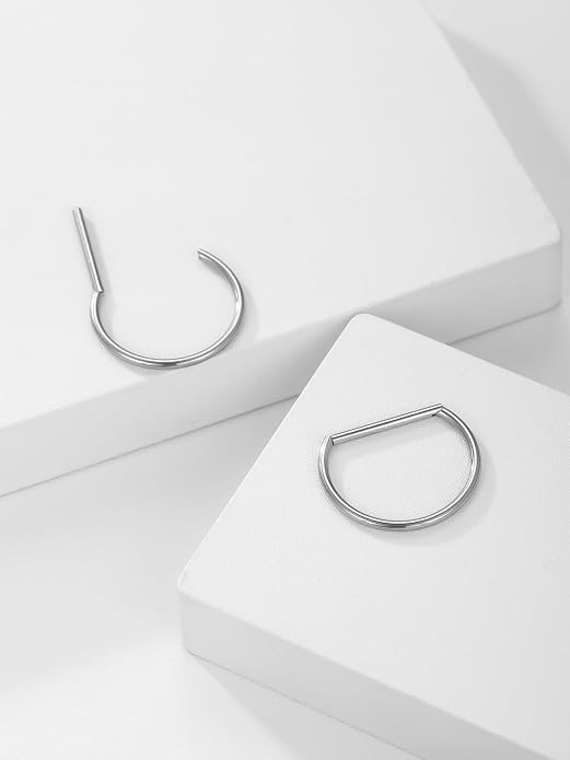 Oveta Titanium D Shaped Nipple Rings 14G for Nipple Piercing Jewelry Higned Segment Clicker Ring Hoops 11mm 12mm 14mm for Women Men, Silver Gold Black, 2PCS