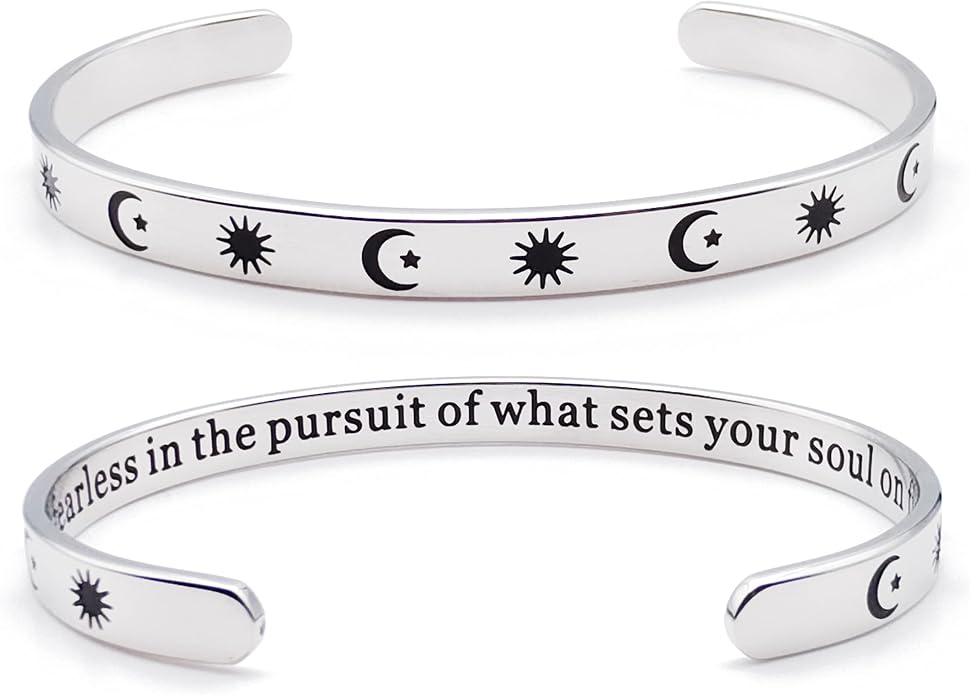 Dczosily Inspirational Bracelets for Women Stainless Steel Cuff Bracelet Engraved Jewelry Motivational Bangles Personalized Gifts for Best Friend/Mom