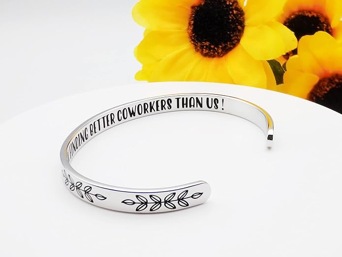 Dczosily Inspirational Bracelets for Women Stainless Steel Cuff Bracelet Engraved Jewelry Motivational Bangles Personalized Gifts for Best Friend/Mom