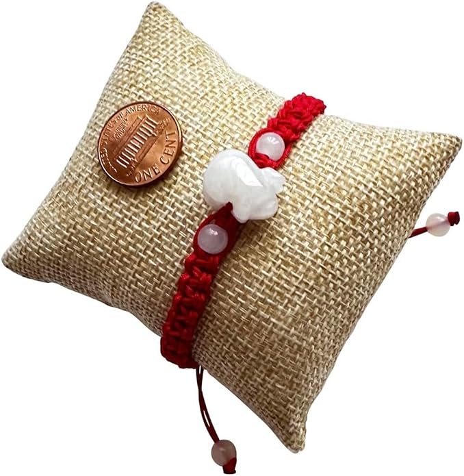 Unik22 Lucky Jade Pig Bracelet, Red Adjustable String, Jade Zodiac Jade Animal Bracelet, Lucky FENGSHUI Bracelet, Unisex, Good for Wealth & Happiness