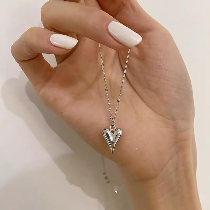 Heart Necklace for Women, Minimalist Pendant Choker Chain, Adjustable Delicate Jewelry in Silver Tone
