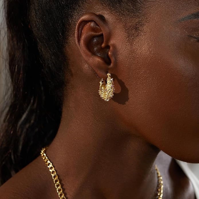 FRUMOS 18K Gold Plated Chunky Hoop Earrings for Women Fashion Thick Gold Hoops Set Jewelry for Birthday Christmas Gifts