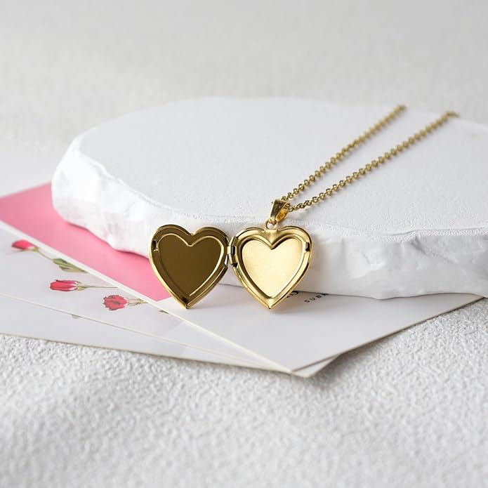 Heart Locket Necklace That Holds Pictures Pressed Flower Photo Locket Pendant Necklace for Girl Women Gift for Her