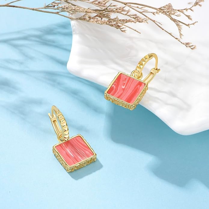 FRUMOS 18K Gold Plated Chunky Hoop Earrings for Women Fashion Thick Gold Hoops Set Jewelry for Birthday Christmas Gifts