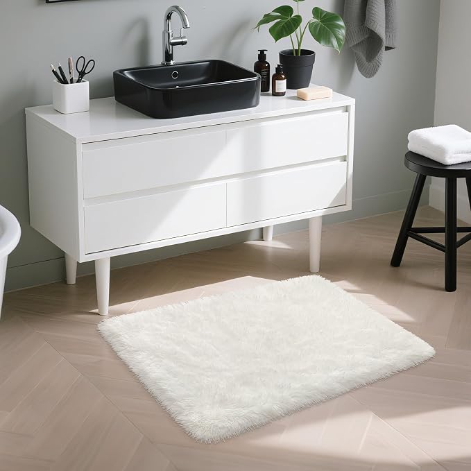 White Fluffy Rug for Bedroom Living Room, 2x3 Small White Area Rug Furry Throw Bedside Rug for Dorm, Non-Slip Entryway Indoor Front Door Mat, Soft Plush Shag Carpet Washable for Nursery Kids