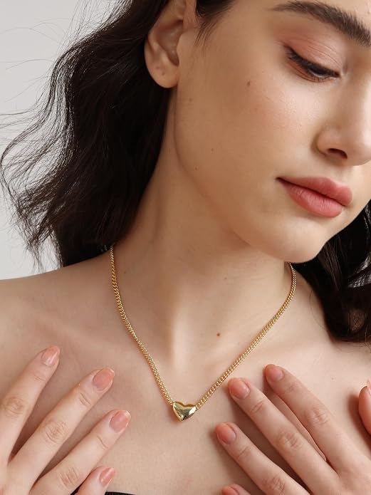 FRUMOS Gold Plated Necklace for Women, Dainty Layered Chain Necklace, Fashion Jewelry for Daily Wear