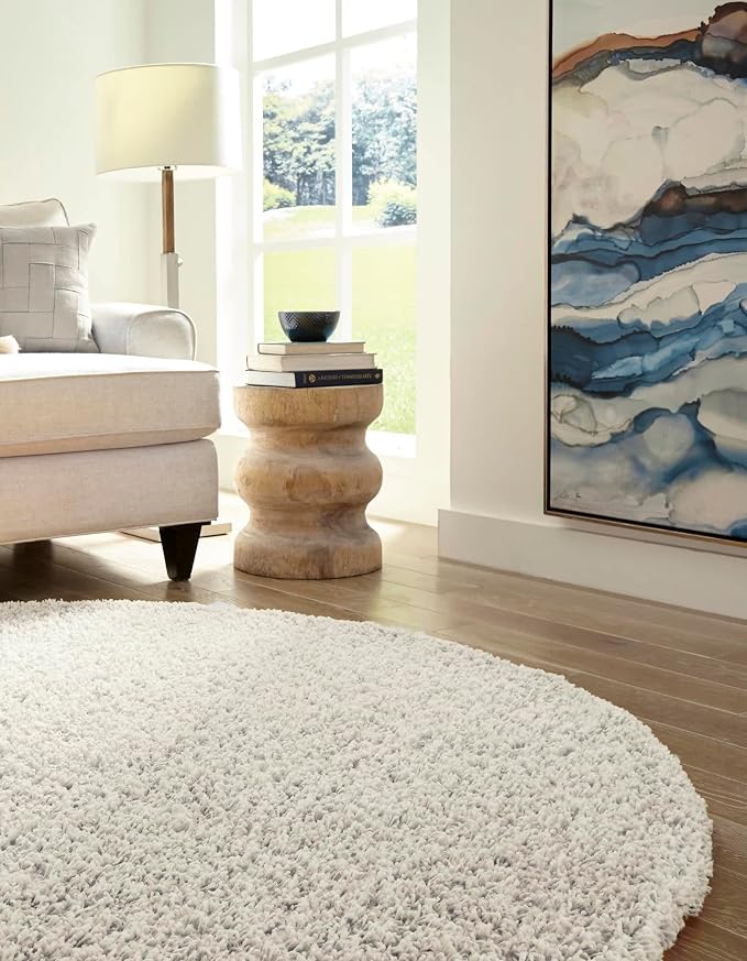 Unique Loom Solid Shag Collection Area Rug (6' 1" Round, Pure Ivory)
