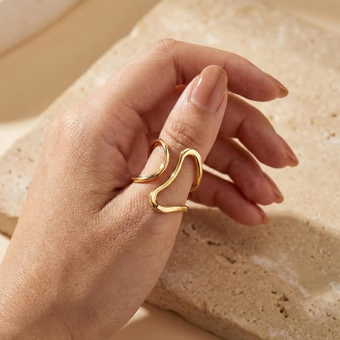 Gelbesty Waterproof Gold Statement Rings for Women, 14K Gold Plated Chunky Open Stackable Rings Non Tarnish Fashion Adjustable Stainless Steel Pinky Knuckle Signet Vintage Ring Jewelry Size 5-11
