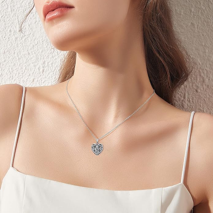 SOULMEET Personalized Silver Locket Necklace That Holds Pictures Photo Keep Someone Near to You, Memorial Custom Lockets Necklaces Letters Engraving for His Her