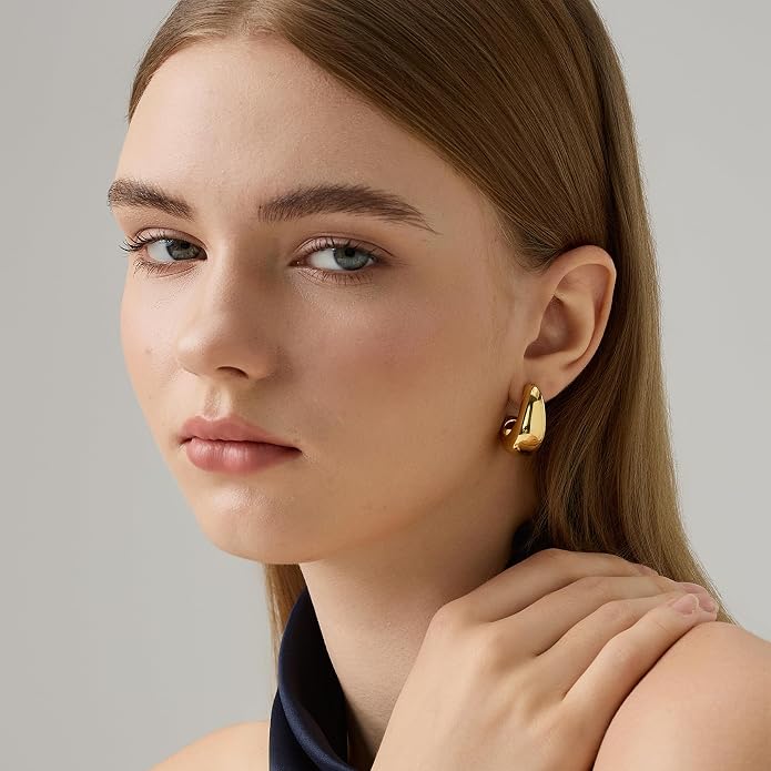 FRUMOS 18K Gold Plated Chunky Hoop Earrings for Women Fashion Thick Gold Hoops Set Jewelry for Birthday Christmas Gifts