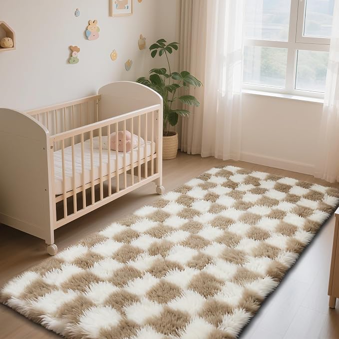 Checkered Rug for Bedroom, 2x6 Beige and White Area Rugs, Classic Checkered Carpets Shag Area Rug, Bedside Rugs for Living Room Bedroom Room Home Decor