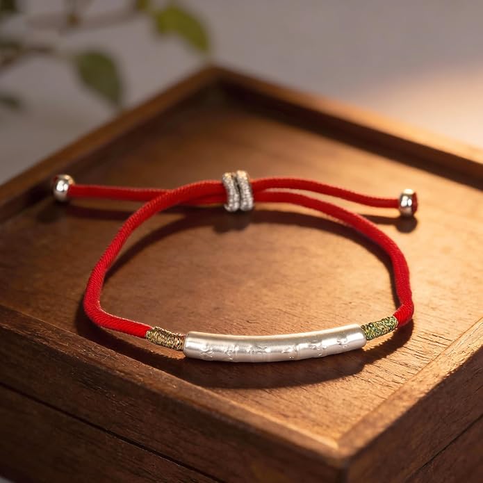 Om Mani Padme Hum Bracelet, Handmade Tibetan Buddhist Mala Bracelet with Six True Words Mantra for Protection, Good Luck & Positive Karma, Adjustable Red or Black String Bracelet for Women & Men