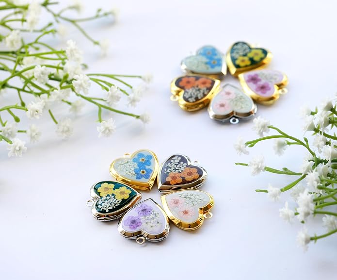 Handmade Heart Shaped Dried Pressed Forget Me Not Flower Photo Locket Pendant Necklace