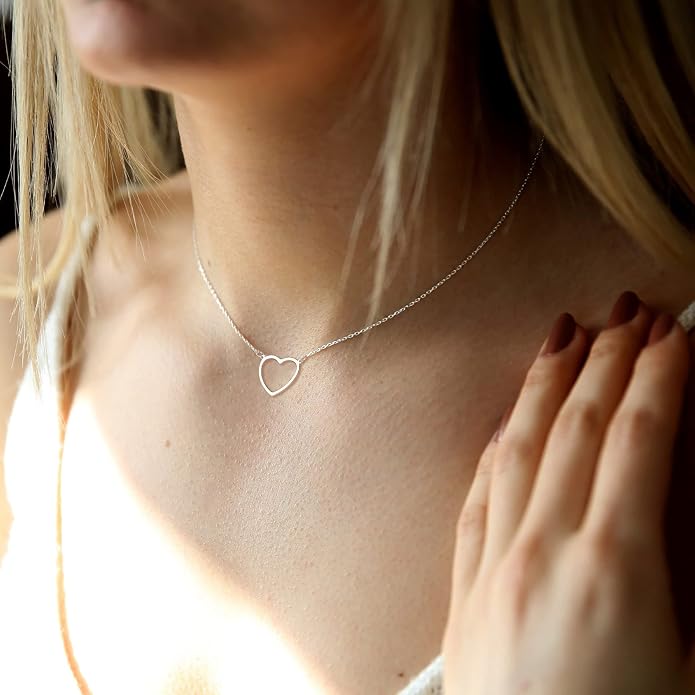Tewiky Cute Heart Necklace Tiny 14k Gold Heart Pendant Choker Necklaces Small Gold Love Open Heart Chain Necklace for Women Dainty Gold Necklace Gifts for Her