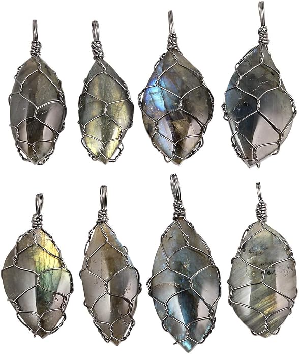 TUMBEELLUWA Labradorite Necklace Irregular Shape Wire Wrapped Quartz Crystal Pendant with Chain Healing Stone Jewelry
