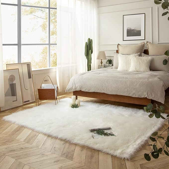 Ashler Home Deco Faux Fur Rug, Fluffy Shaggy Area Rug Ultra Soft 5 x 7 Feet Rectangle White Fuzzy Rug Machine Washable Shag Rug for Nursery, Bedroom, Kids Room, Living Room