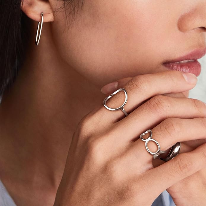 2PCS Circle Statement Ring Set for Women 14K Gold Plated Simple Link Chain Knuckle Stacking Bands（Gold and Silver, Size 5 to 10）