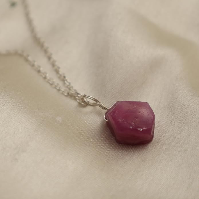 Raw Birthstone Crystal Necklace for Women, Hypoallergenic 925 Sterling Silver Pendant, Adjustable 16+2" Silver Chain, Light Natural Gemstone Jewelry for Everyday Wear & Gift for her & him