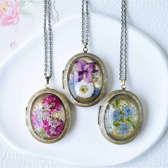Vintage Photo Locket Necklace Handmade Pressed Flower Locket Necklace for Women