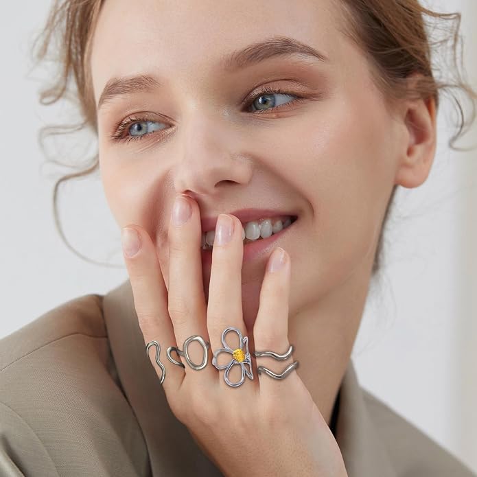 Gold Chunky Rings for Women Asymmetrical Wavy Curve Thumb Ring Irregular Thick Open Statement Rings Adjustable Stainless Steel Flower Finger Rings Non Tarnish