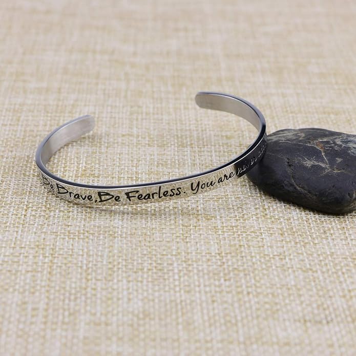 Memgift 𝐂𝐡𝐫𝐢𝐬𝐭𝐢𝐚𝐧 𝐁𝐫𝐚𝐜𝐞𝐥𝐞𝐭𝐬 for 𝐖𝐨𝐦𝐞𝐧 Inspirational Gifts Bible Verse Religious Faith Jewelry Cuff Bracelet Mothers Day Christmas Birthday Jewelry for Her Mother Daughter