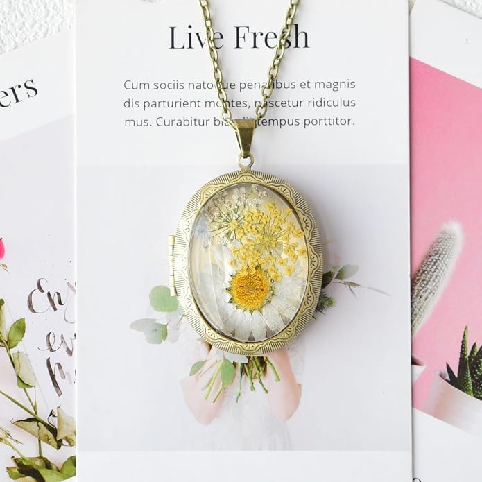 Vintage Photo Locket Necklace Handmade Pressed Flower Locket Necklace for Women