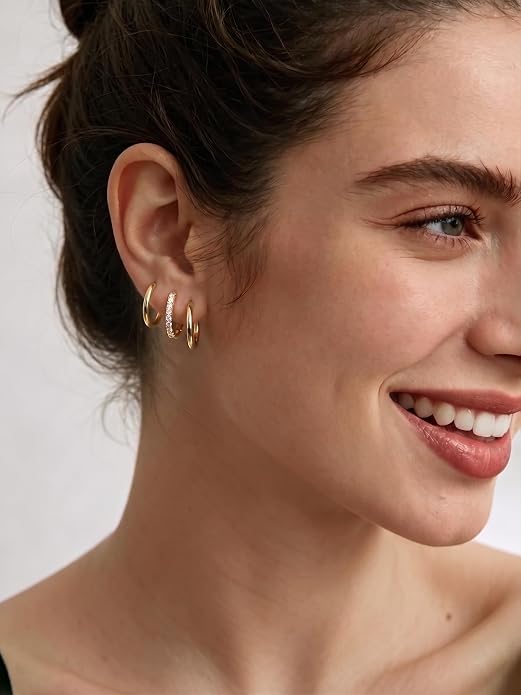 ChicSilver 925 Sterling Silver Huggie Hoop Earrings Small Hoop Earrings for Women Hypoallergenic Silver Huggie Earring Cartilage Earrings for Women (6/8/10/12/14/16/18/20MM)
