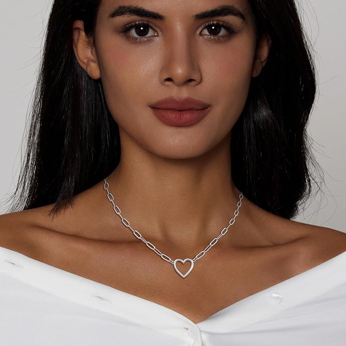 HERIER Cute Heart Necklace Dainty 18k Gold Plated Tiny Heart Pendant Choker Necklaces Small Gold Love Open Heart Chain Necklace for Women Simple Gold Necklace for Women Trendy Jewelry