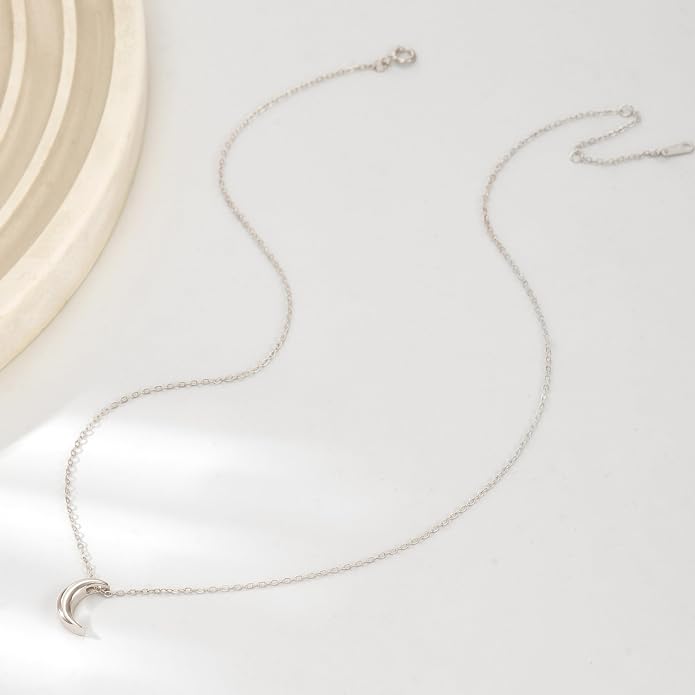 Crescent Moon Necklace for Women, 925 Sterling Silver Crescent Choker Necklace 14K Gold Plated Dainty Half Moon Pendant Necklace for Mother Daughter Mother Wedding Graduation Jewelry Gift