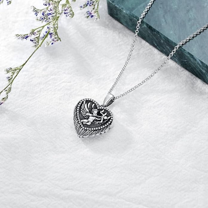 SOULMEET Personalized Silver Locket Necklace That Holds Pictures Photo Keep Someone Near to You, Memorial Custom Lockets Necklaces Letters Engraving for His Her