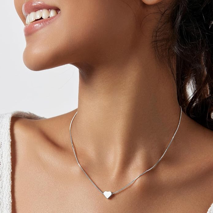 HERIER Cute Heart Necklace Dainty 18k Gold Plated Tiny Heart Pendant Choker Necklaces Small Gold Love Open Heart Chain Necklace for Women Simple Gold Necklace for Women Trendy Jewelry
