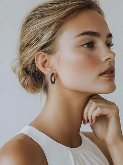 FaithHeart Chunky Hoop Earrings for Women, Silver/Black/14K Gold Plated Stainless Steel Earrings 5mm Thick Hollow Tube Hoops Hypoallergenic Lightweight Earring 20/30/40/50/60/70/80mm