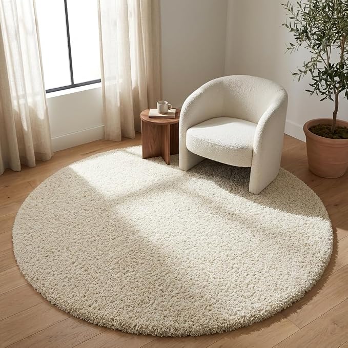 Unique Loom Solid Shag Collection Area Rug (6' 1" Round, Pure Ivory)