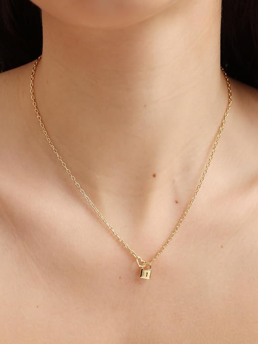 FRUMOS Gold Plated Necklace for Women, Dainty Layered Chain Necklace, Fashion Jewelry for Daily Wear