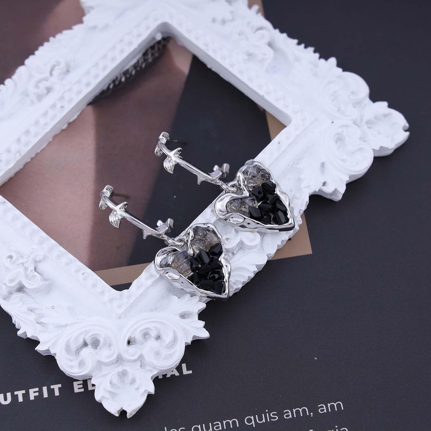 Punk Heart Dangle Earrings Black Onyx Heart Earrings Silver Open Circle Hoop Earrings Gothic Heart Drop Earrings Jewelry for Women