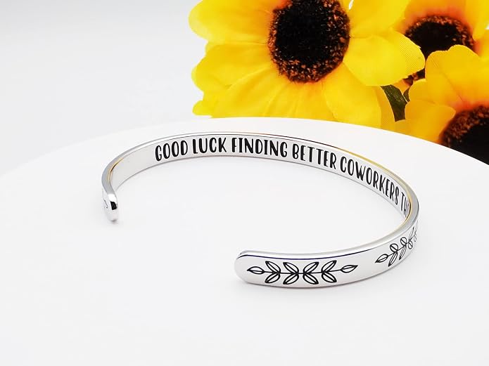 Dczosily Inspirational Bracelets for Women Stainless Steel Cuff Bracelet Engraved Jewelry Motivational Bangles Personalized Gifts for Best Friend/Mom