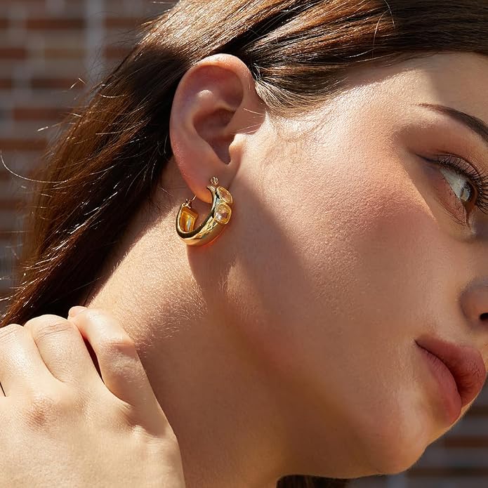 FRUMOS 18K Gold Plated Chunky Hoop Earrings for Women Fashion Thick Gold Hoops Set Jewelry for Birthday Christmas Gifts