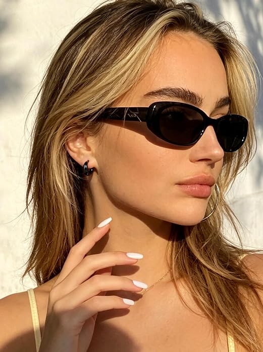 Bestyle Gold Huggies Earrings for Women Hypoallergenic 925 Sterling Silver Post Huggie Hoop Earrings Thick Lightweight Small Hoop Earrings 8/10/12/14mm
