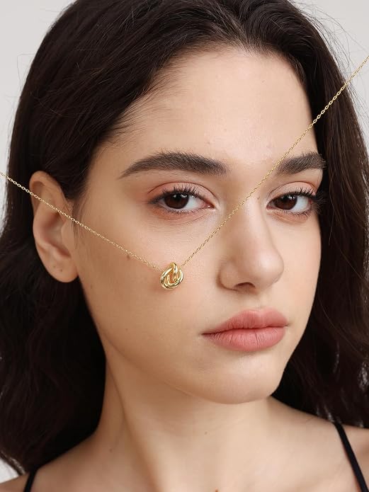FRUMOS Gold Plated Necklace for Women, Dainty Layered Chain Necklace, Fashion Jewelry for Daily Wear