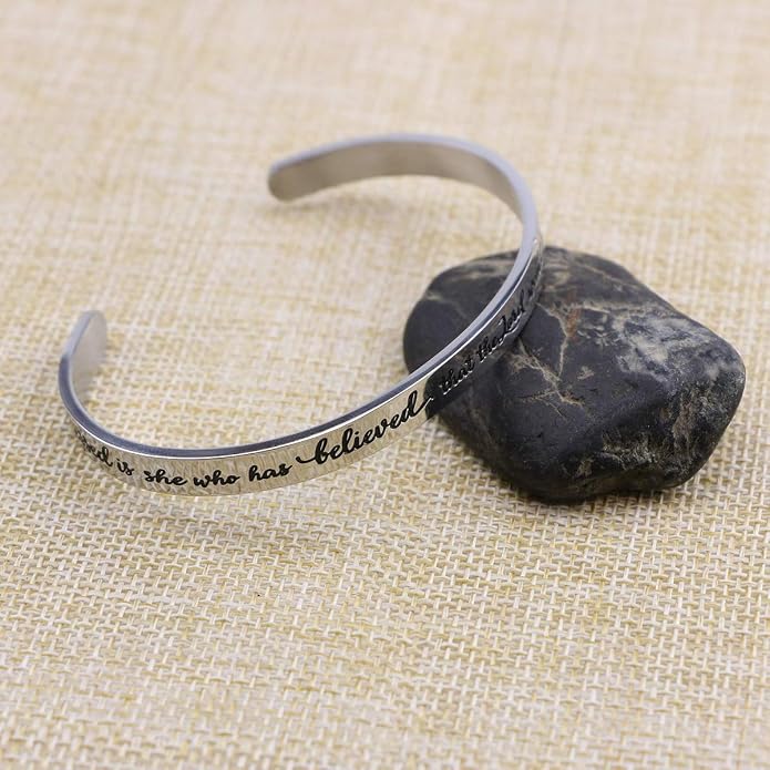 Memgift 𝐂𝐡𝐫𝐢𝐬𝐭𝐢𝐚𝐧 𝐁𝐫𝐚𝐜𝐞𝐥𝐞𝐭𝐬 for 𝐖𝐨𝐦𝐞𝐧 Inspirational Gifts Bible Verse Religious Faith Jewelry Cuff Bracelet Mothers Day Christmas Birthday Jewelry for Her Mother Daughter